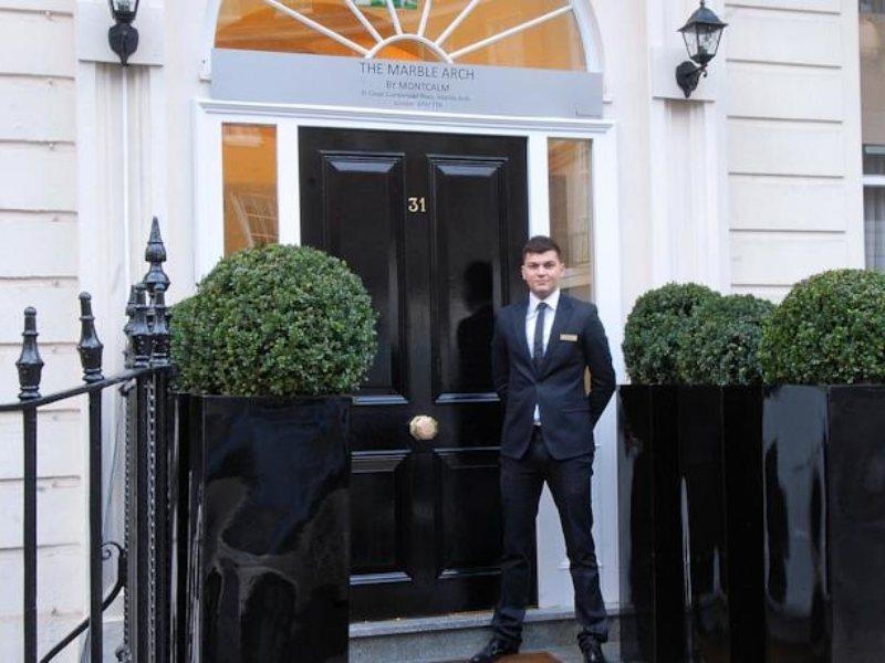 Park Grand Mayfair London Eksteriør billede The entrance to The Wallace Collection