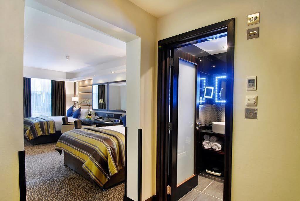 Park Grand Mayfair London Eksteriør billede A room at the hotel